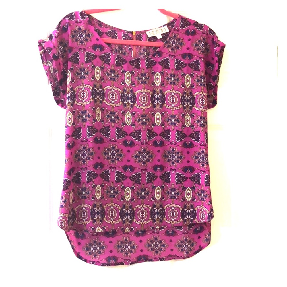 Short sleeve blouse